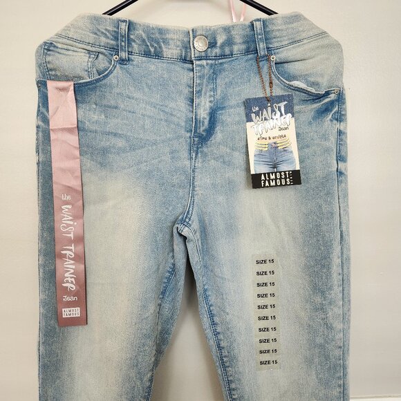 NWT Almost Famous Jeggings Waist Trainer Jean Juniors size 15 - Picture 3 of 8